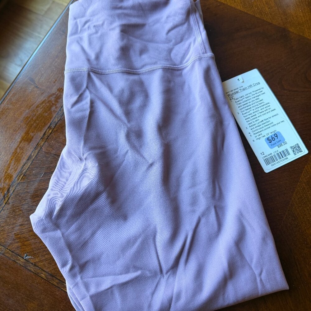 lululemon Lavender Lux Wunder Train 23”